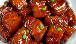 红烧肉做法视频,色泽红亮，肥而不腻，美味诱人